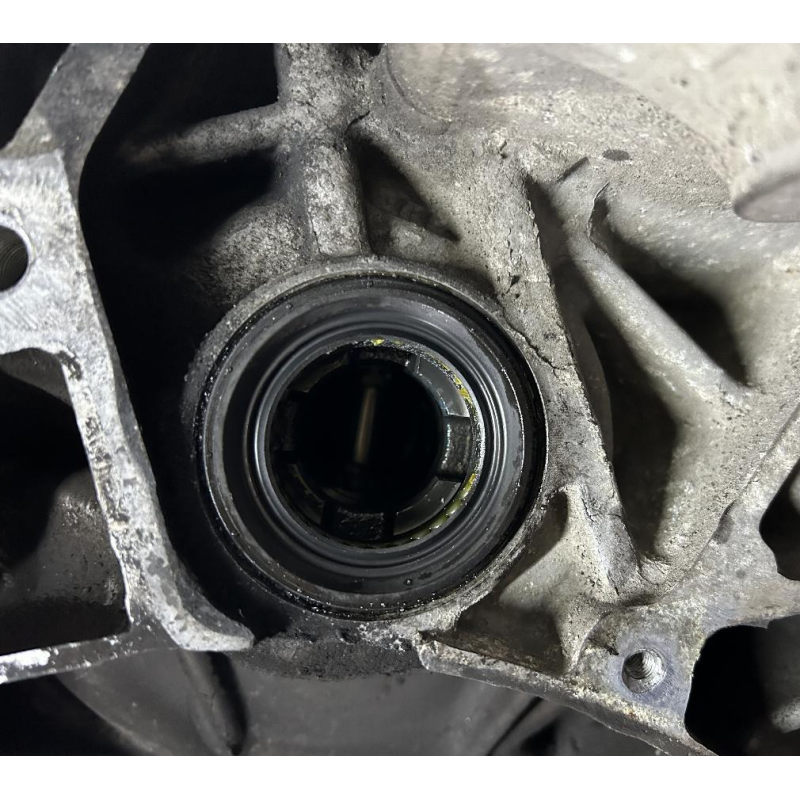 Honda Anillo de retención del eje de transmisión derecho (40X58X8) - 91206-PX5
