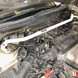 Ultra Racing Puente delantero superior - TW2